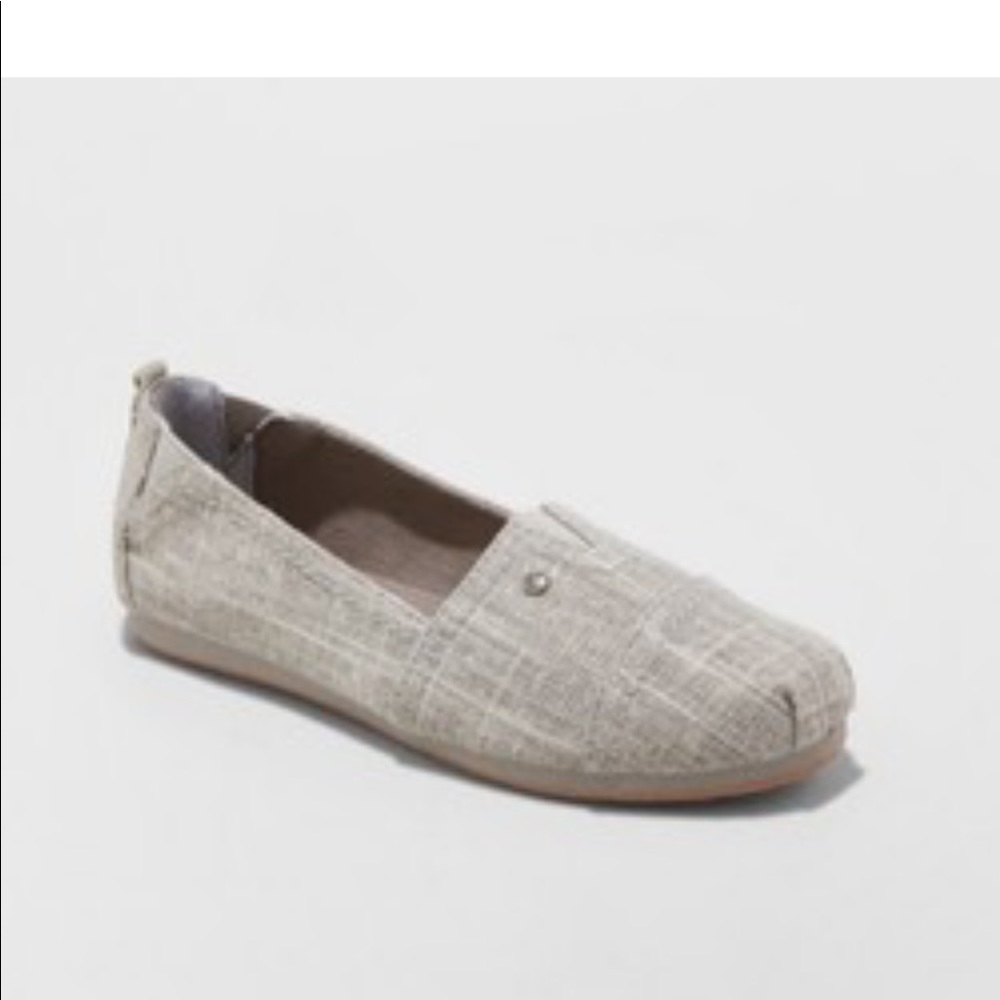 Summer slip on canvas